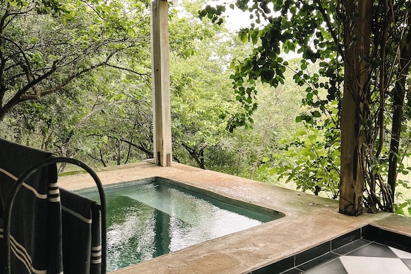 6 piscinas externas, espreguiçadeiras