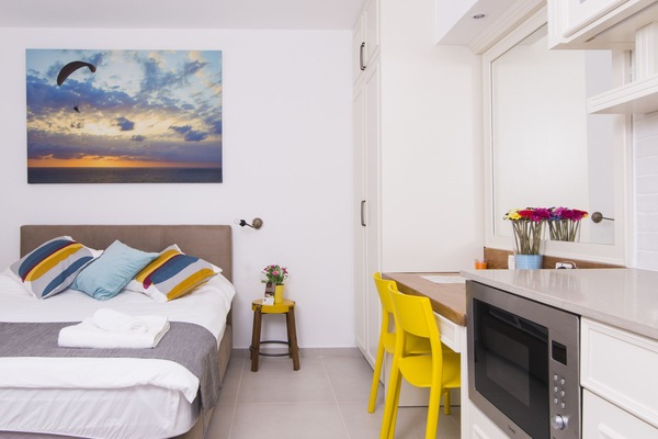 1 Schlafzimmer, Zimmersafe, Schreibtisch, schallisolierte Zimmer