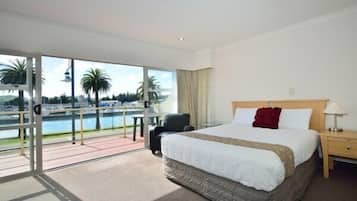 Studio | Free cribs/infant beds, free WiFi