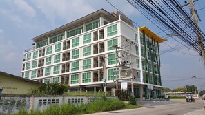 Fachada de la propiedad