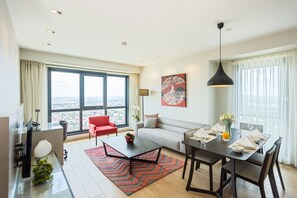 LCD TV - Fraser Place Antasya Istanbul (Istanbul)