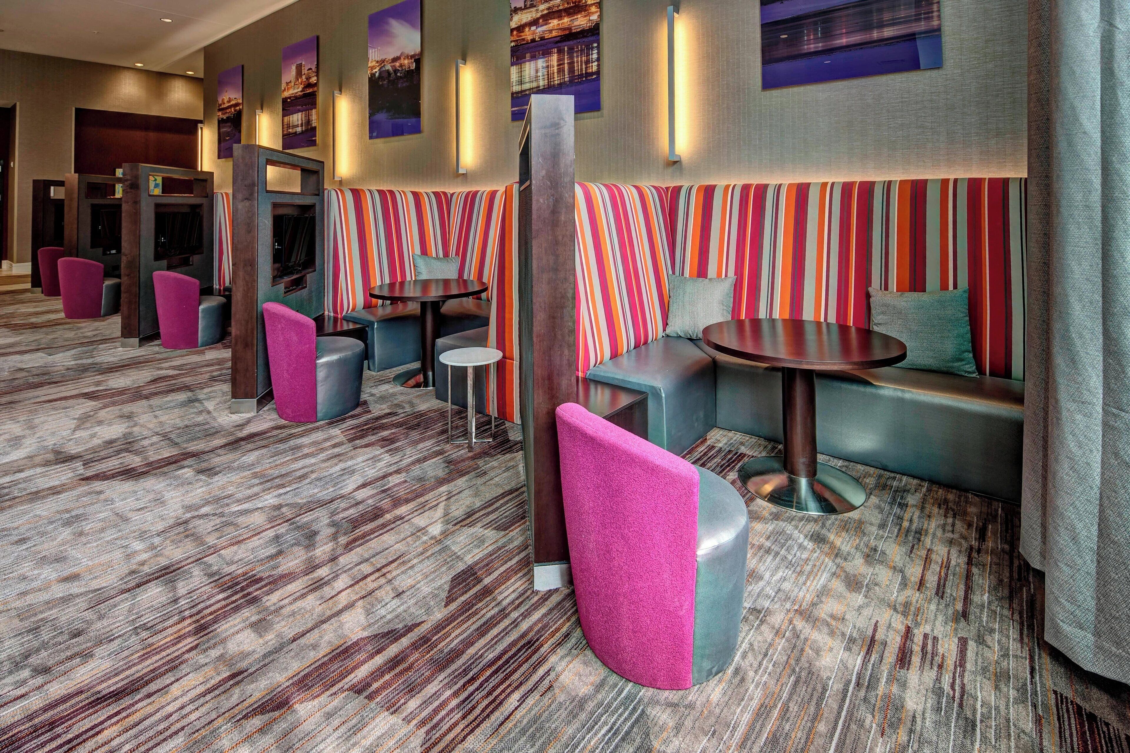 breakfast and dinner served, international cuisine