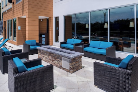 Fairfield Inn & Suites by Marriott Orlando East/UCF Area