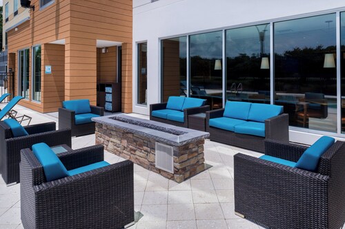 Fairfield Inn & Suites by Marriott Orlando East/UCF Area