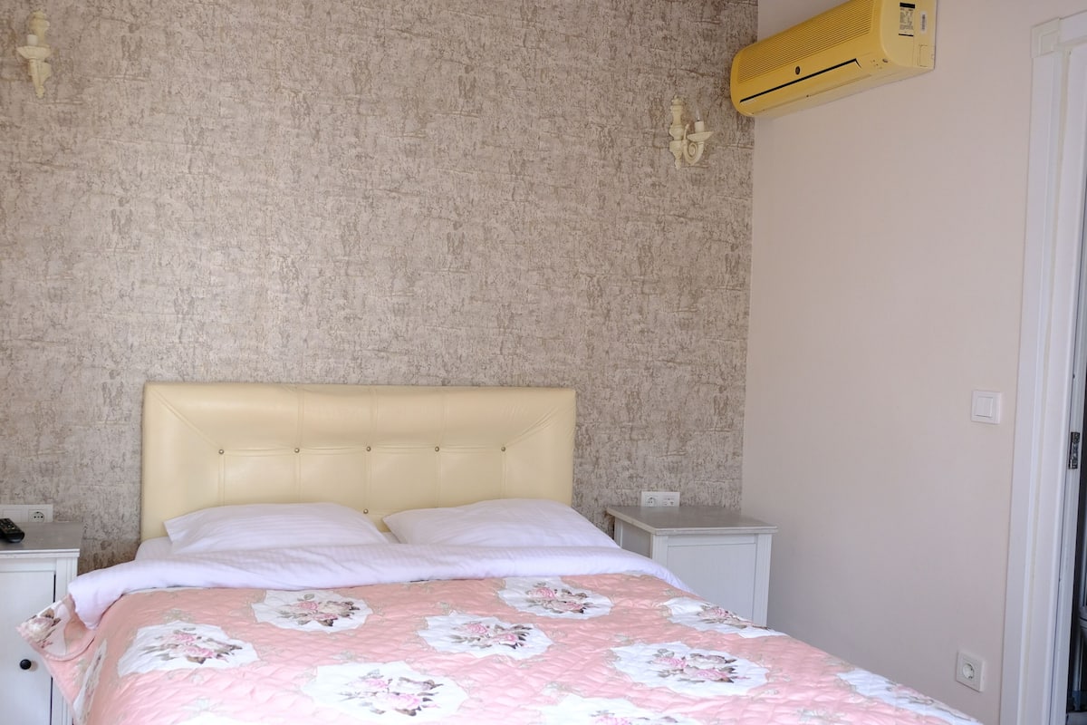 Room with Seaview | Seprai katun Mesir, seprai premium, dan didekorasi berbeda-beda