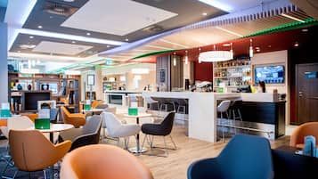 Cocktail bar