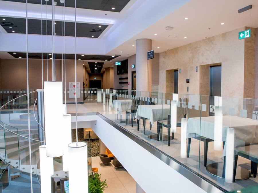 Breakfast, lunch and dinner served