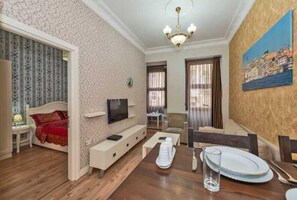 In-room safe, iron/ironing board - IQ Houses Mis (Istanbul)