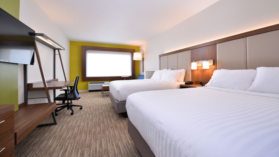 Holiday Inn Express & Suites Madison by IHG