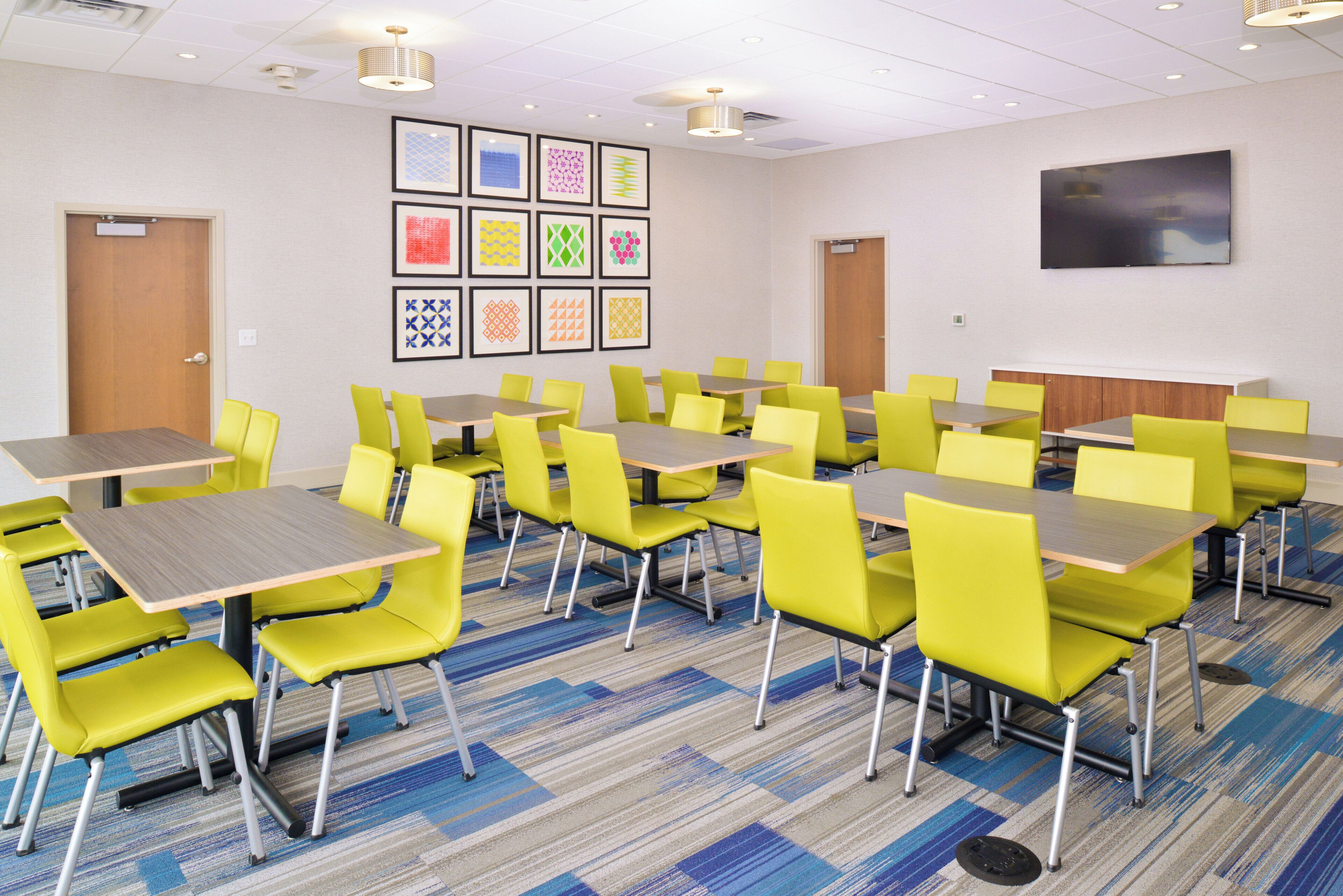 Foto - Holiday Inn Express & Suites Madison by IHG