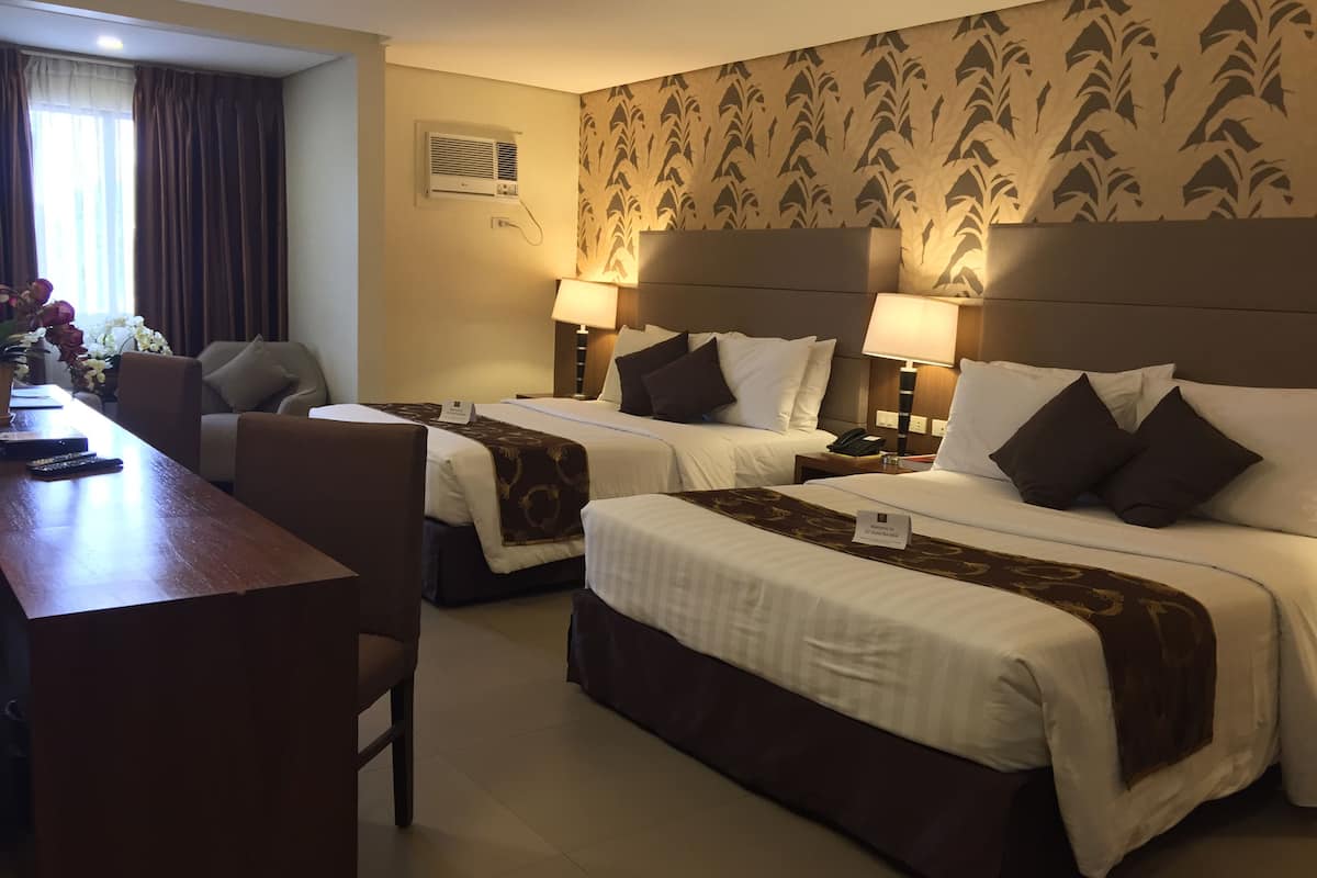 in-room safe, desk, free wifi, bed sheets