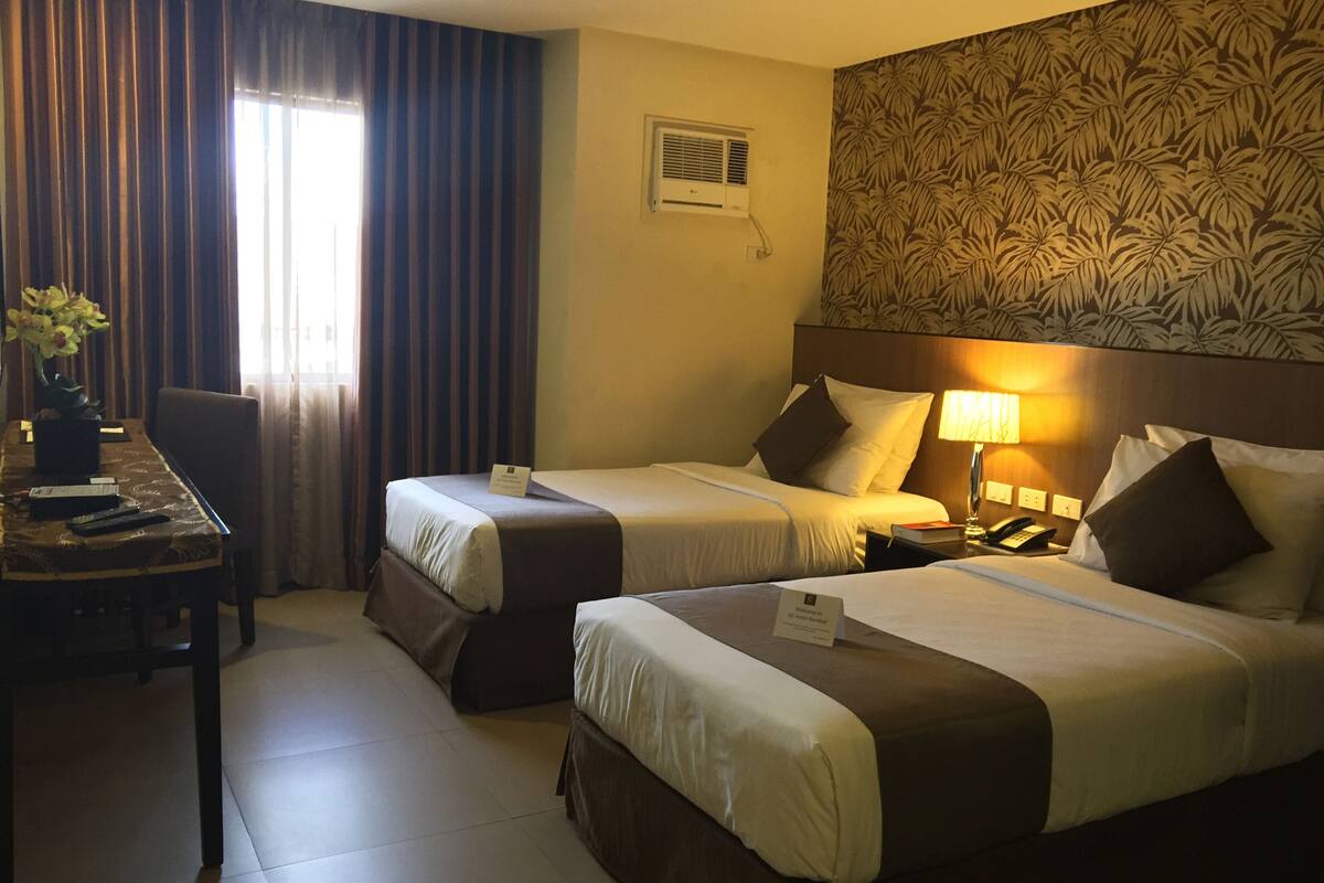 superior twin room | in-room safe, desk, free wifi, bed sheets