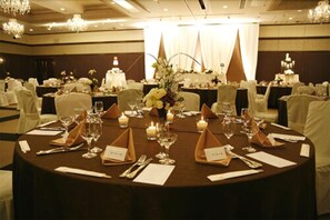 Banquet hall