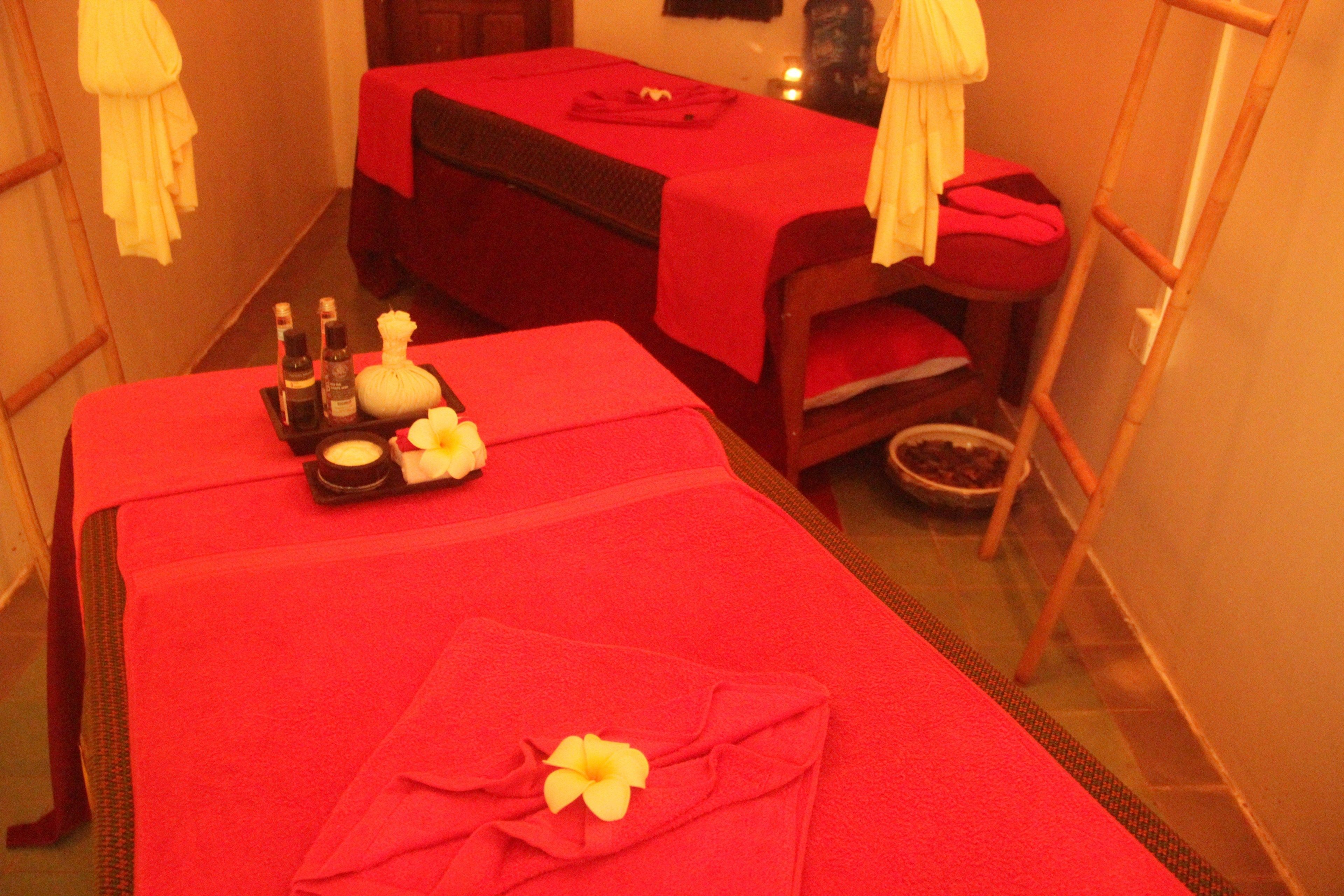 couples treatment room(s), body treatments, hydrotherapy, aromatherapy