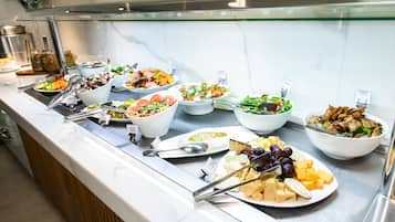 Lunch and dinner served, Russian cuisine