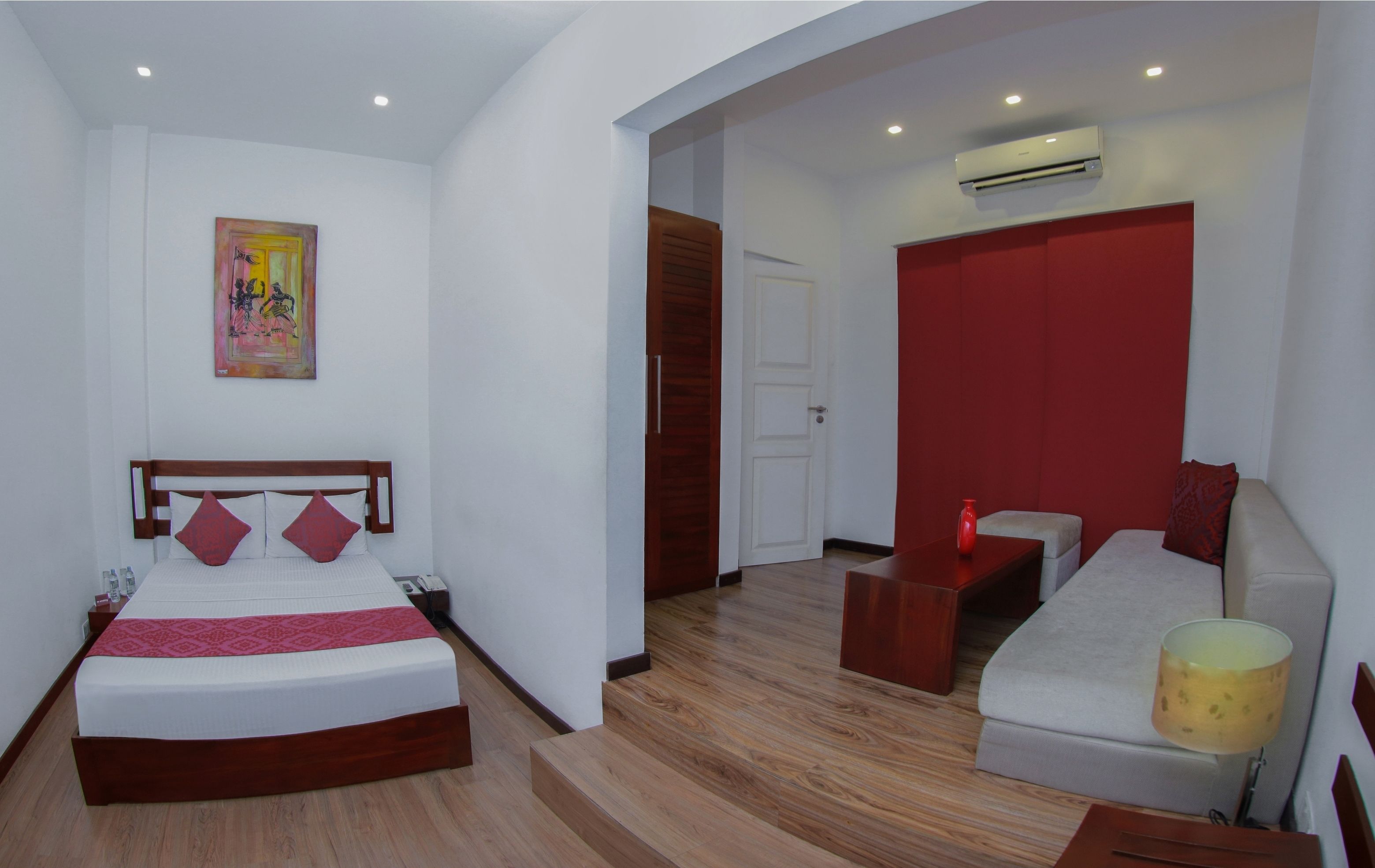 minibar, in-room safe, desk, free wifi