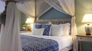 Habitación Deluxe doble, 1 cama doble | Sábanas de algodón egipcio, ropa de cama de alta calidad, minibar