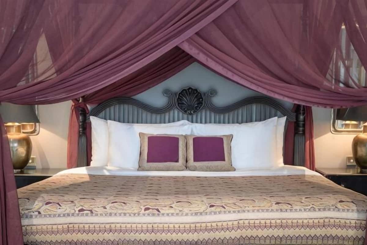 Sábanas de algodón egipcio, ropa de cama de alta calidad y minibar