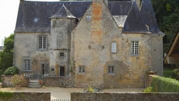 Façade de lâhĂ©bergement