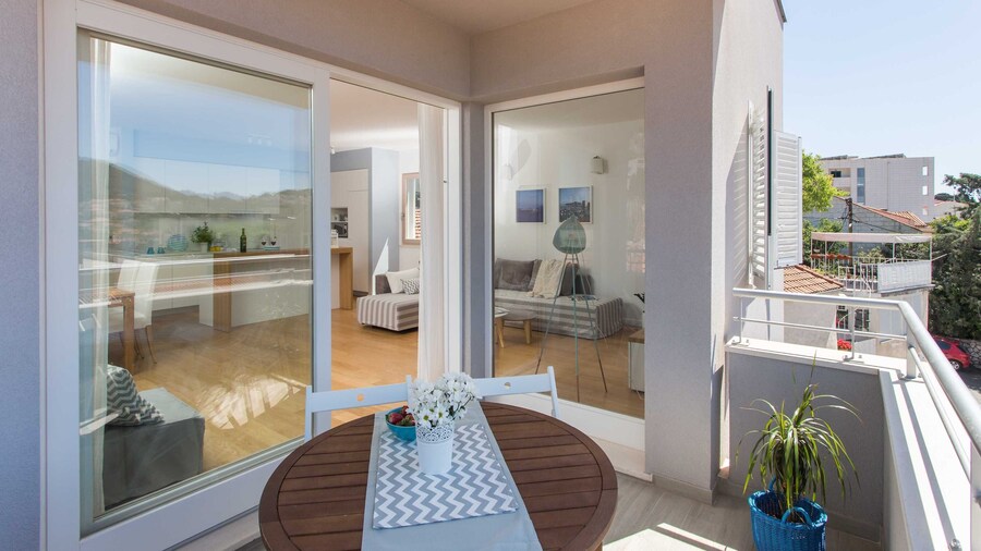 Apartments Villa Karmen