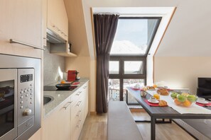 Fridge, microwave, stovetop, dishwasher - Pierre & Vacances Pas de la Casa Princesa (Pas de la Casa)