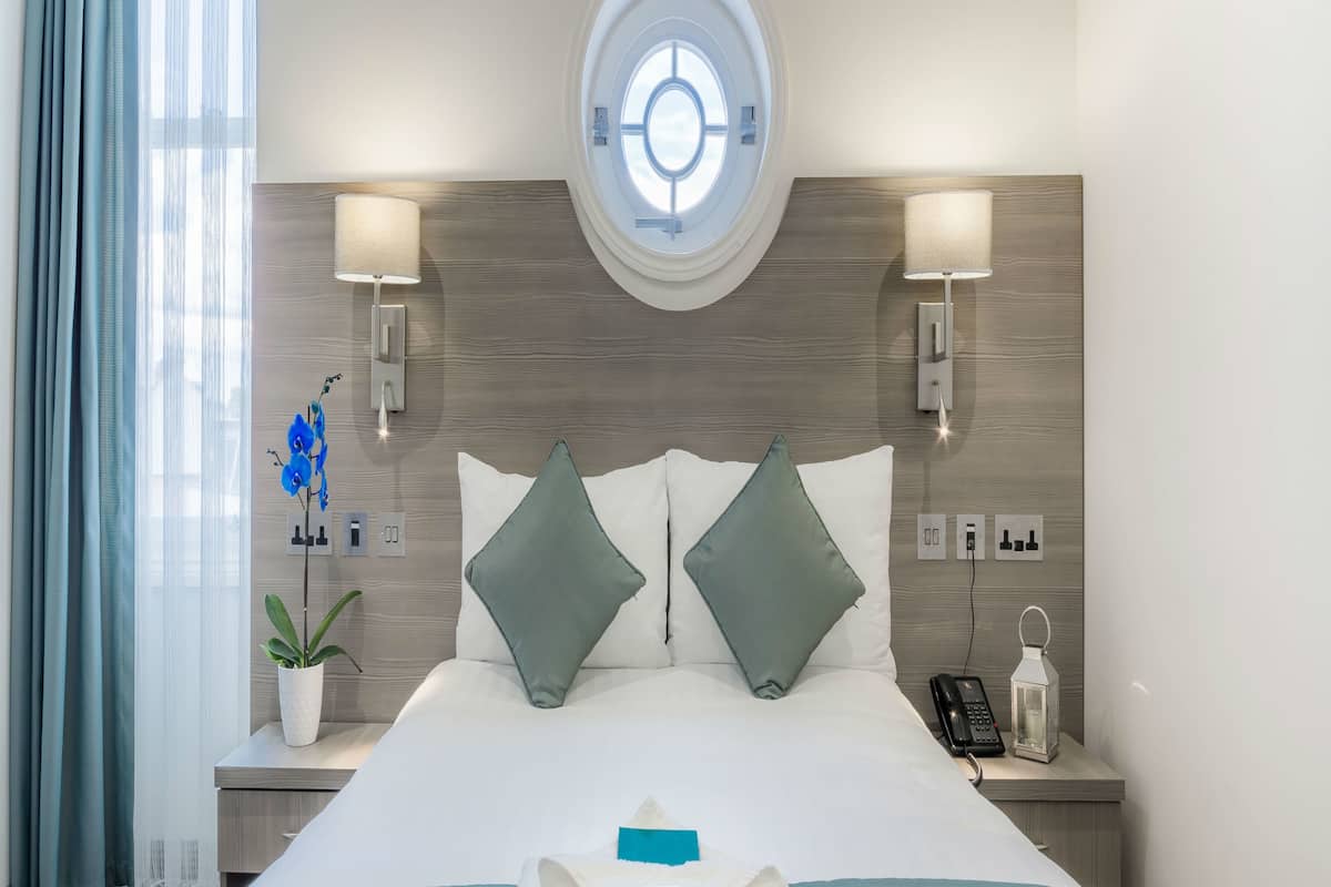 Draps en coton égyptien, bureau, Wi-Fi gratuit, draps fournis