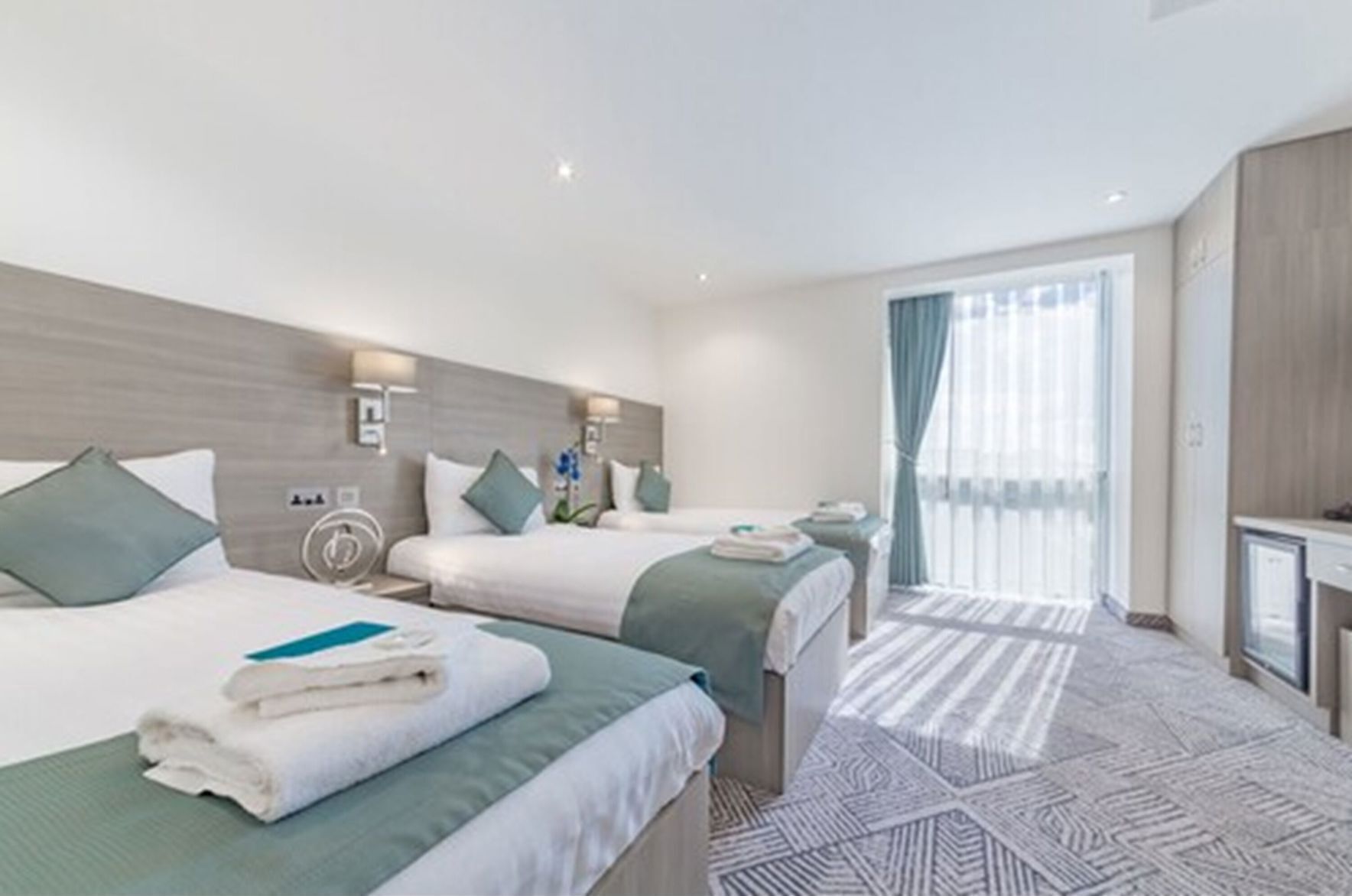 Draps en coton égyptien, bureau, Wi-Fi gratuit, draps fournis