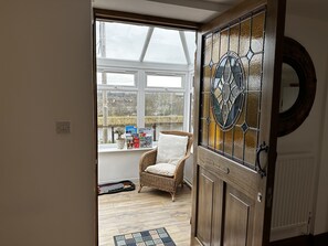 Cottage Tradition, salle de bains attenante, vue canal (Self Catering Home) | Intérieur