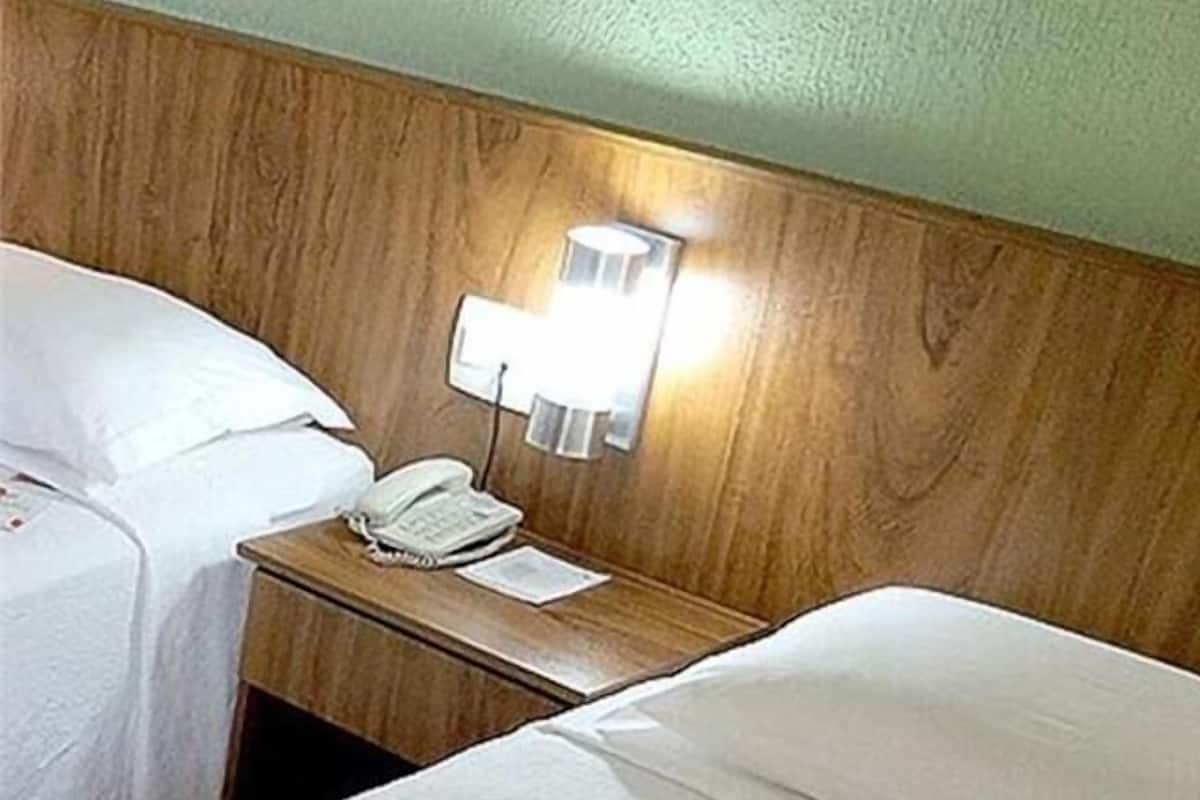 Desk, blackout drapes, iron/ironing board, free WiFi