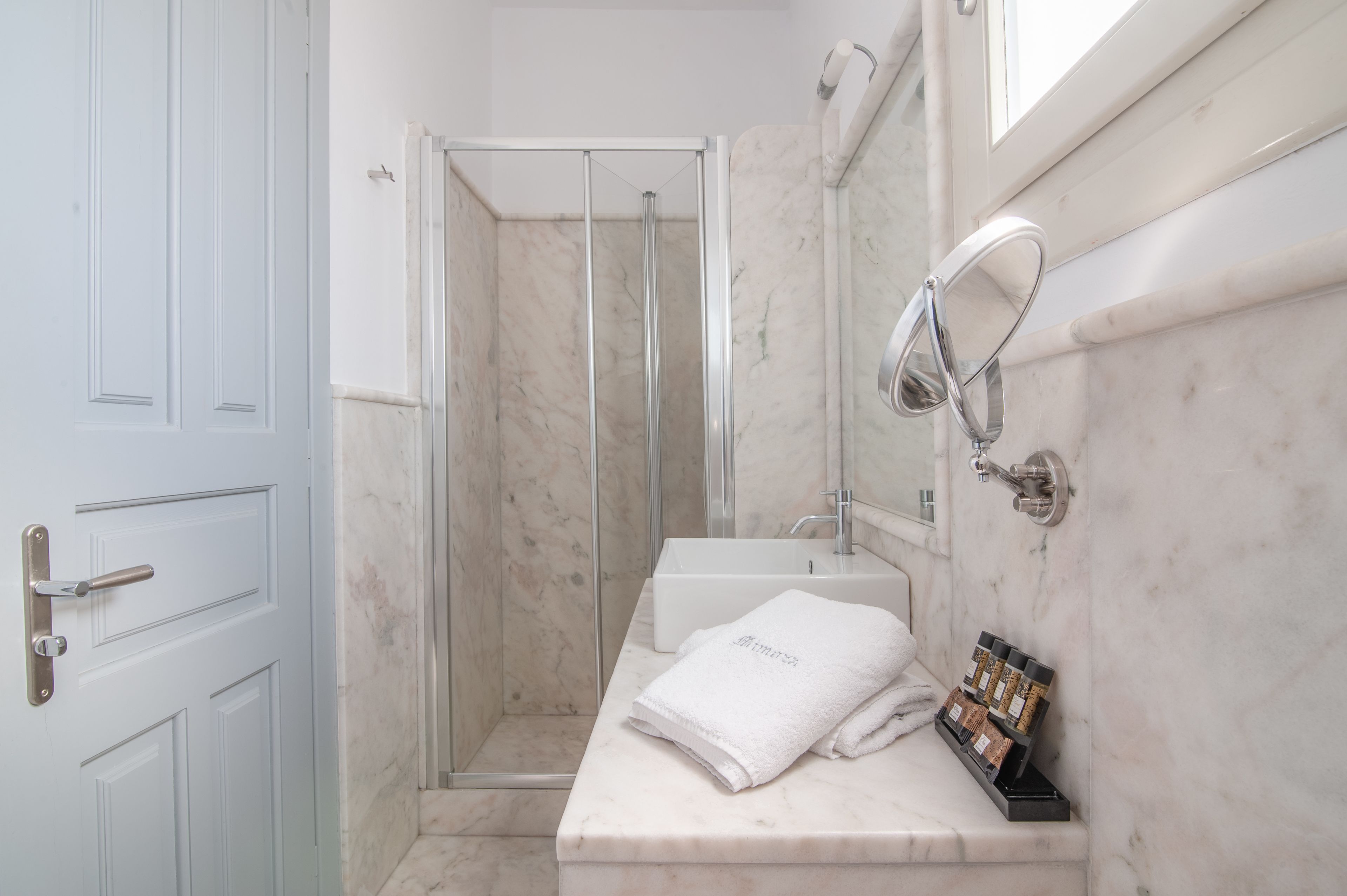 Comfort Triple room with Balcony and Terrace | Room amenity