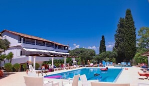 Pool - Katia Beach Hotel (Corfu)