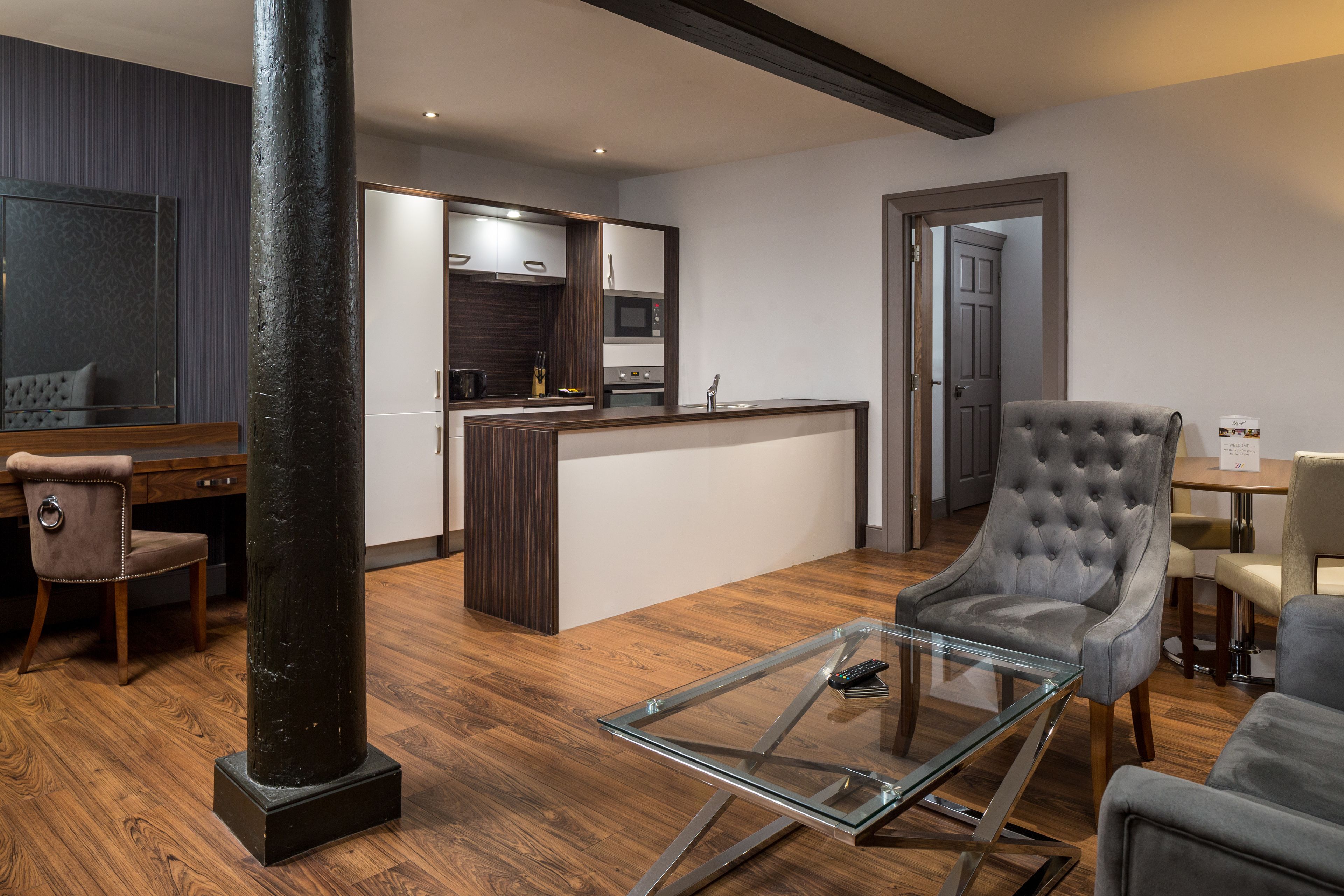 Family Grande Studio-Friar House | Bếp riêng | Tủ lạnh, lò vi sóng, bếp nấu, máy rửa bát 