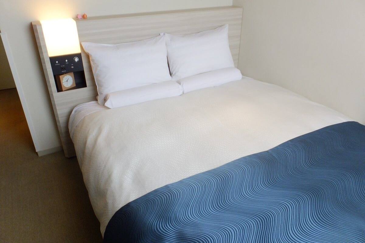 desk, laptop workspace, iron/ironing board, free wifi