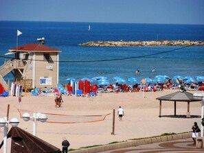 Plage à proximité, sable blanc