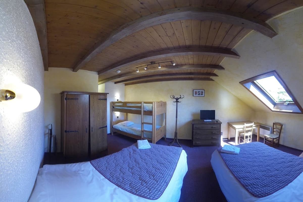 Comfort Room (No.12)