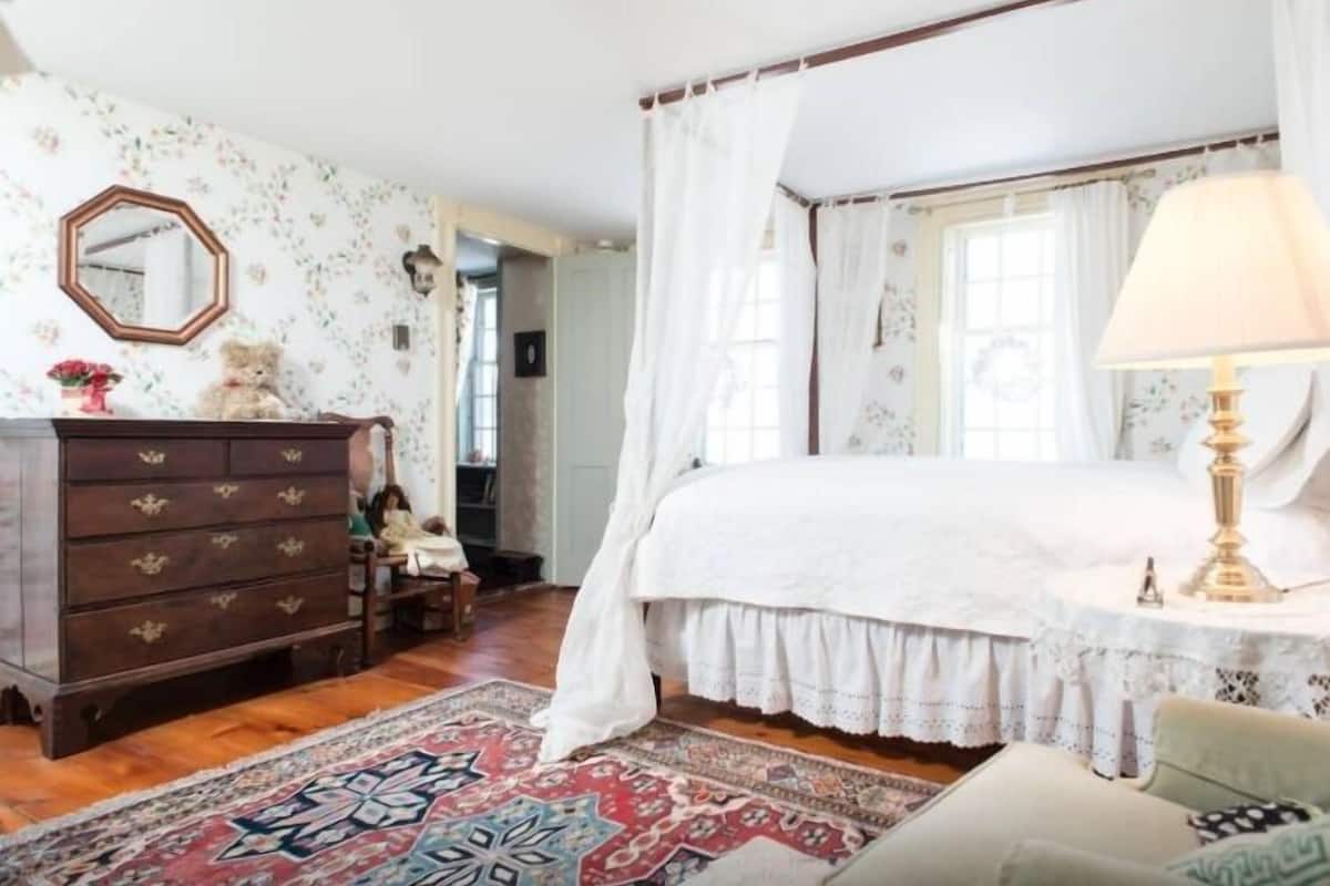 Habitación doble, 1 cama matrimonial, vista al jardín | Ropa de cama de alta calidad y decoración personalizada