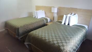 Standard Room, 2 Double Beds