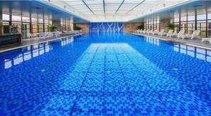 Indoor pool - Days Hotel & Suites Sichuan Jiangyou (Mianyang)
