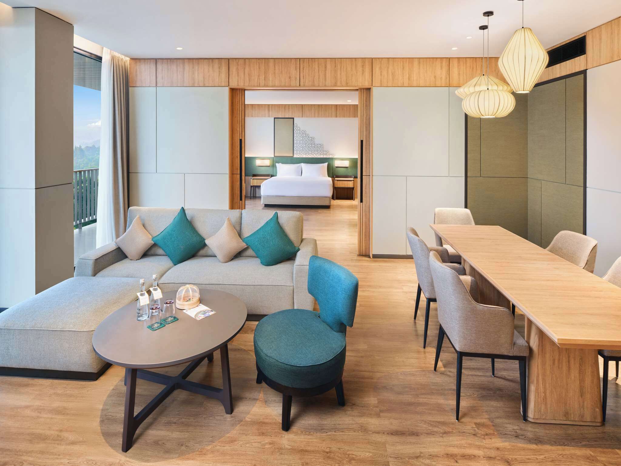 Suite Signature, 1 cama de matrimonio grande, balcón, vistas al jardín | Ropa de cama de alta calidad, minibar, caja fuerte y escritorio