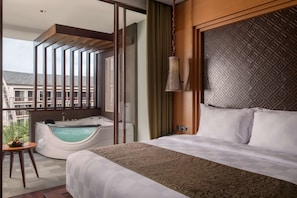 In-room safe, desk, blackout drapes, soundproofing