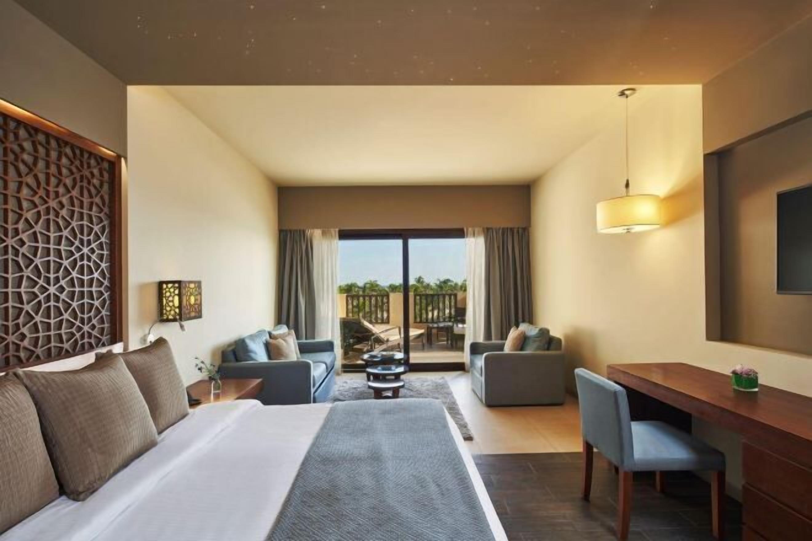 Minibar, in-room safe, desk, blackout drapes