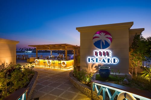 2 Bars/Lounges, Poolbar, Strandbar
