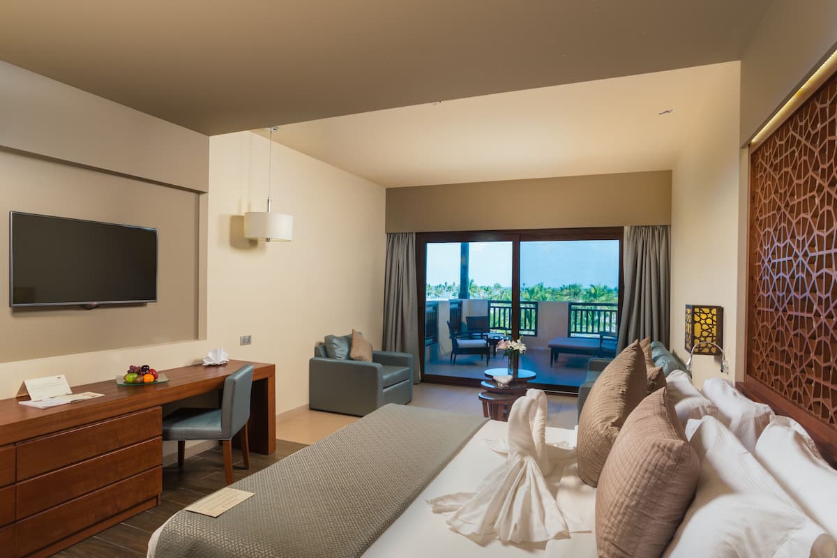 1 bedroom, minibar, in-room safe, desk