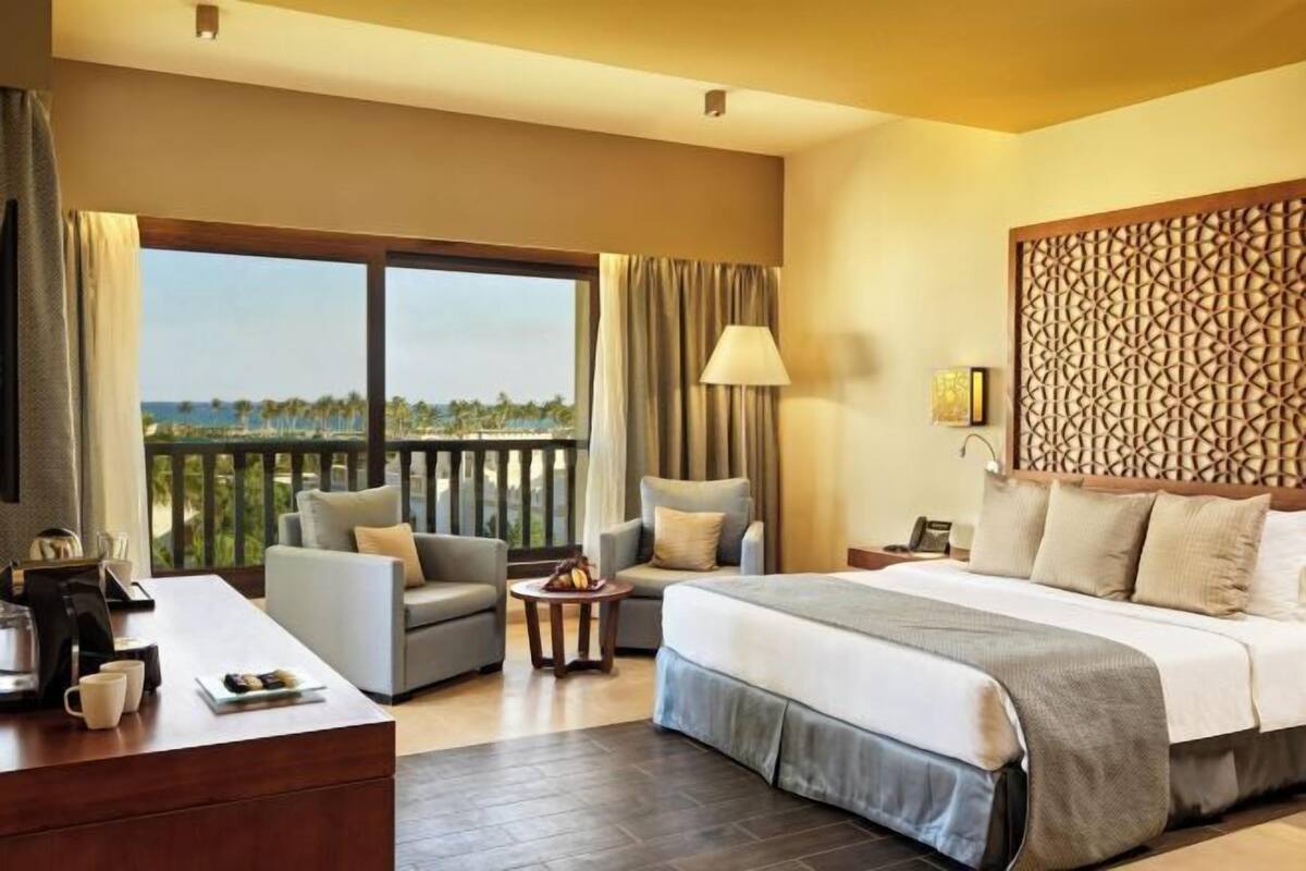Minibar, in-room safe, desk, blackout drapes