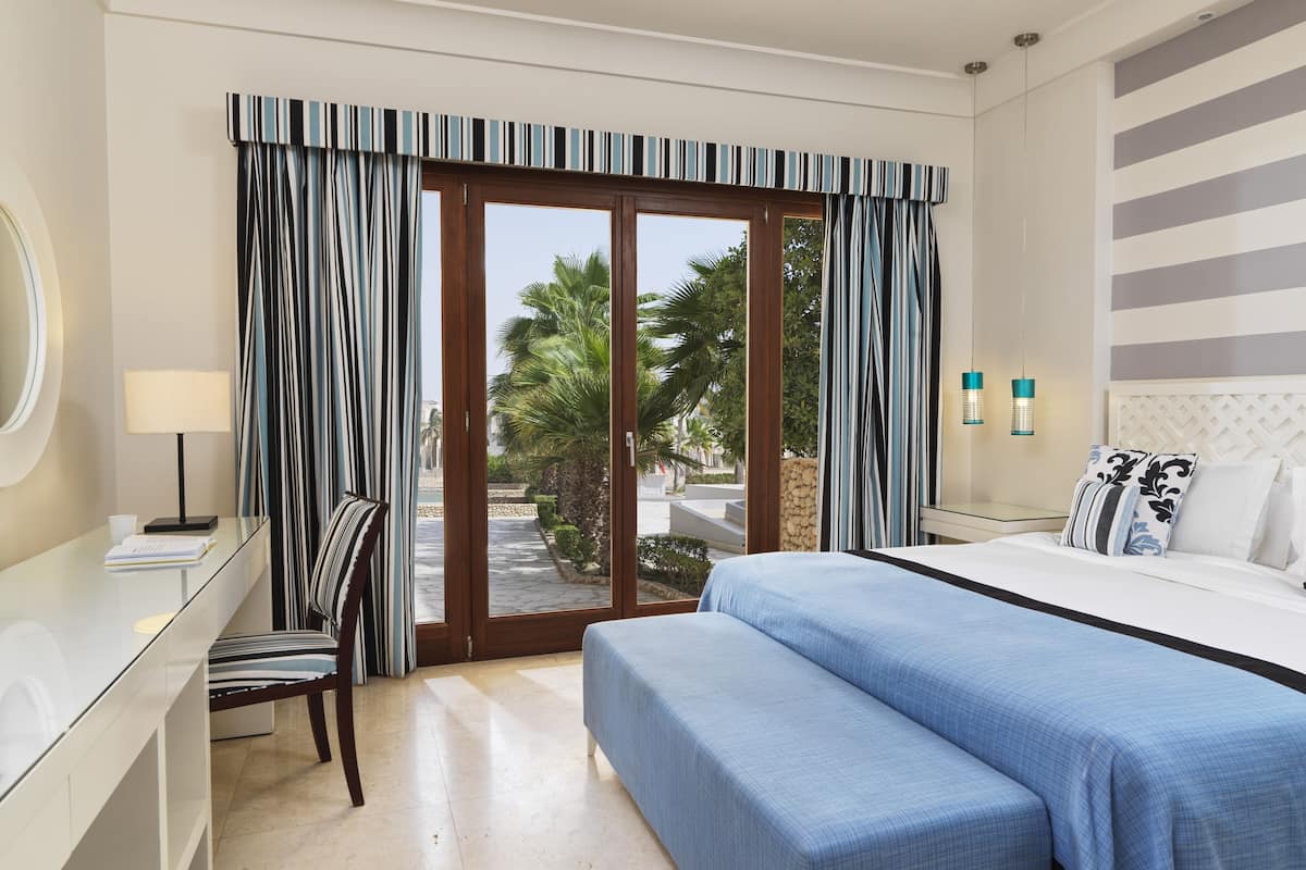 1 bedroom, minibar, in-room safe, desk