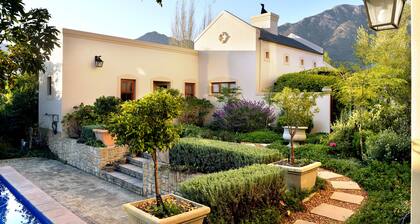 Petit Plaisir Cottage