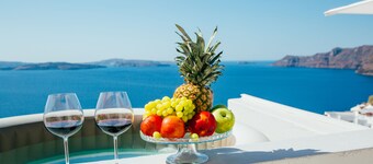 La Maltese Oia Luxury Suites