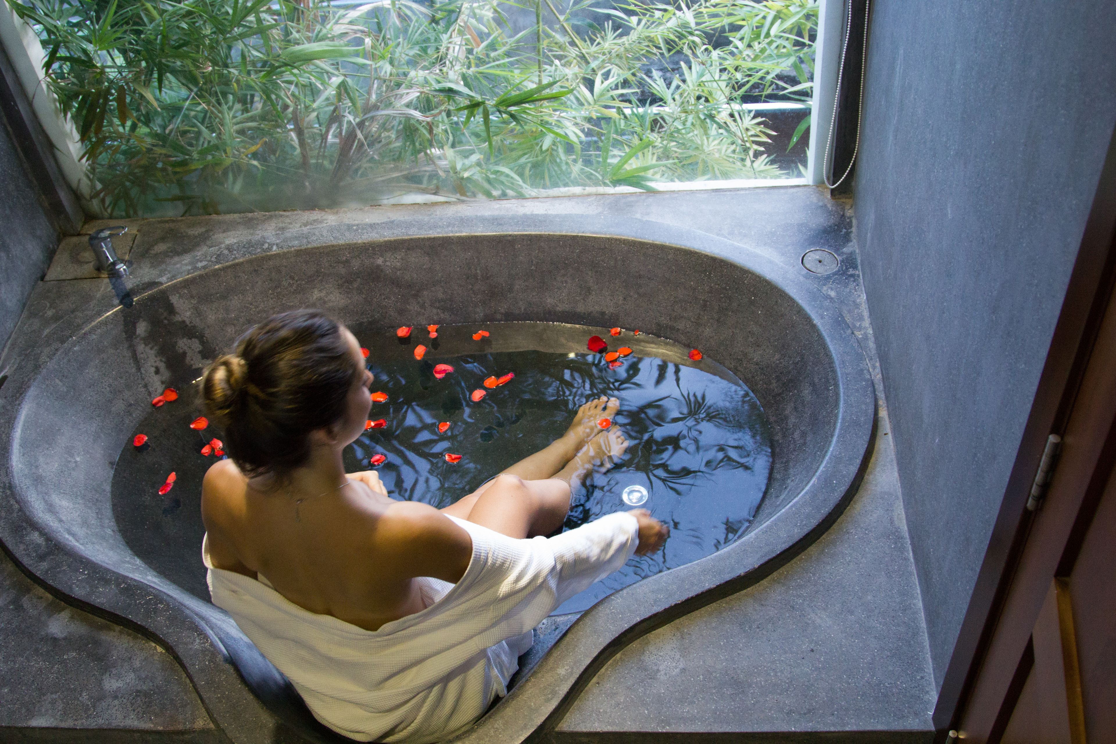 4 bedrooms, minibar, in-room safe, desk