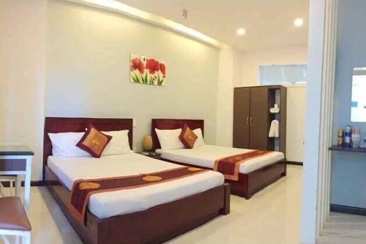 Minibar, coffres-forts dans les chambres, bureau, Wi-Fi gratuit