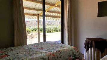 Cottage, Mountain View (Blokhuys) | WiFi (free), individually decorated, individually furnished, bed sheets